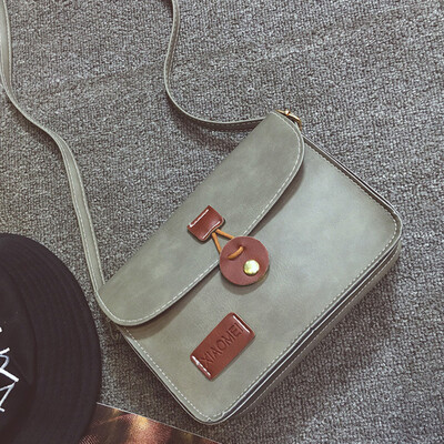 

Tailored Women Circular Buckle Retro Fashion Simple Single-shoulder Bag Messenger Bag