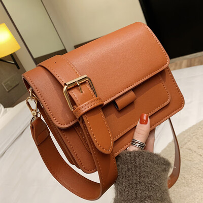 

Small bag women 2019 winter new Korean retro shoulder Messenger bag fashion simple small square bag