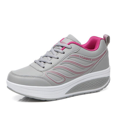 

2019 Designer White Platform Sneakers Casual Shoes Women Tenis Feminino Women Wedges Shoes Footwear Basket Femme Trainers Women
