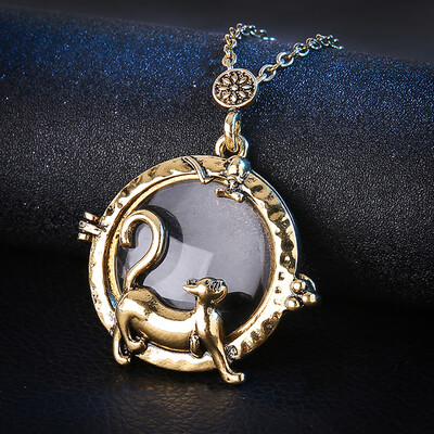 

2019 New Creative Necklace Pendant Vintage Cat Necklace Pendant Chain with Pocket Magnifier
