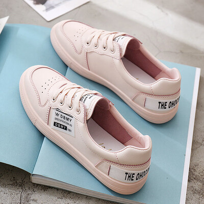 

White shoes women 2019 summer Joker breathable spring new chic leather flat-bottomed shallow Joker basic white shoes
