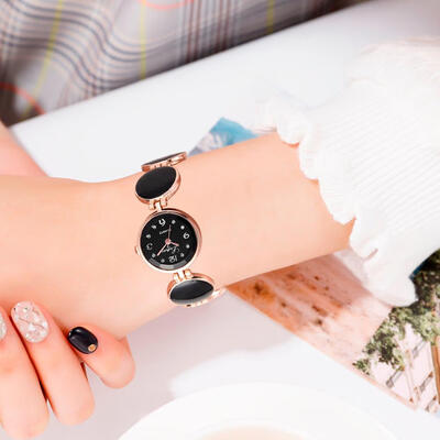 

LVPAI Fashion Women Dress Watches Luxury Crystal Bracelet Quartz Wristwatch Watches For Women Rose Gold Casual Watch Reloj 533