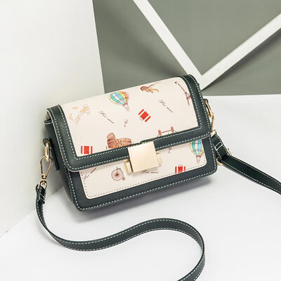 

Summer ins super hot girl 2019 Korean version of single shoulder slanting bag fashion students straddle