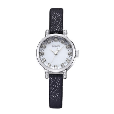 

Watch womens fashion style Korean simple&small dial waterproof fashion retro quartz womens watch