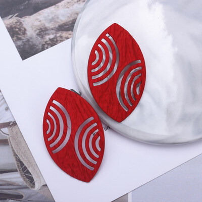 

Korean Style Personality Funny Painted Girl Face Cute Exaggerated Hollow out Metal Earrings for Women Wedding Jewelry Wholesale