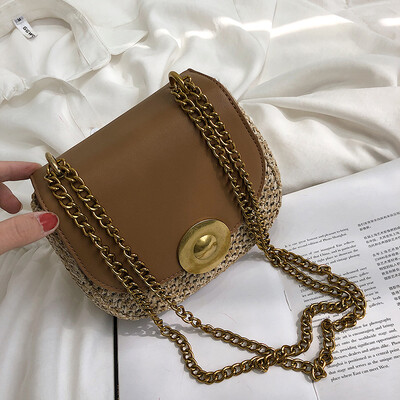 

New French small bag female 2019 new Korean version of the wild single shoulder slung fashion chain woven saddle bag