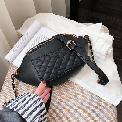 

Womens bag new tide rhombic chest bag Korean fashion Messenger bag chain small black bag wild shoulder bag