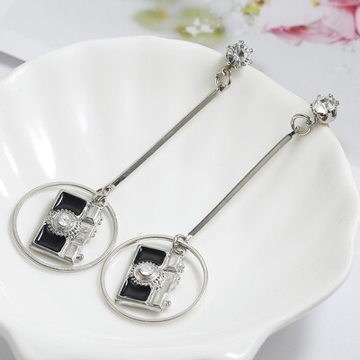 

Korean Fashion Geometric Long Asymmetry Earrings For Women Rhinestone Circle Ear Stud New Acrylic Big Earrings Bijoux Brincos