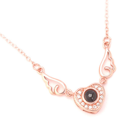 

I Love You Projection Heart Love Pendant Necklace Romantic Wing Necklace For Lover Creative Jewelry