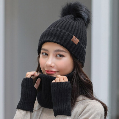 

Hat woman winter scarf gloves three-piece Korean version joker style knitted hat warm ear protection lovely woollen hat