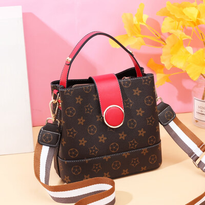 

Baggage ladies new fashion Ms ins Baitao Handbag Shoulder slanting temperament lady bag summer