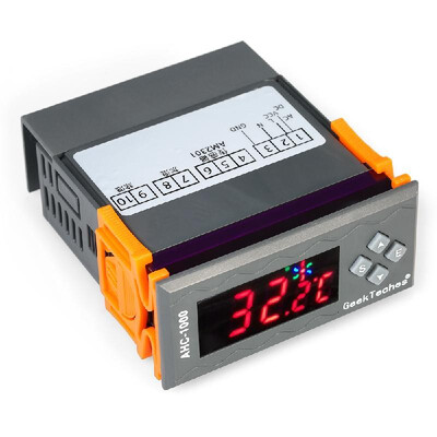 

10A 12V Mini LED Digital Air Humidity Controller with Sensor 1999RH Measuring Range