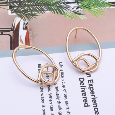 

EK350 Vintage Geometric Metal Earrings for Women Glossy Hollow Cross Knot Pearl Earrings Punk Jewelry Modern Art