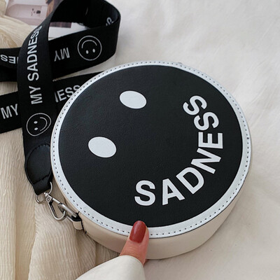 

2019 new fashion cute smiling English girl students Hong Kong wind cute shoulder slung small round bag
