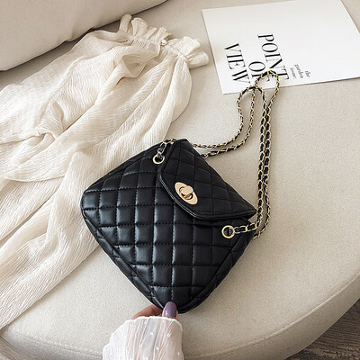 

Chic casual temperament wild Messenger bag Saddle bag 2019 new Korean fashion simple rhombic chain shoulder bag
