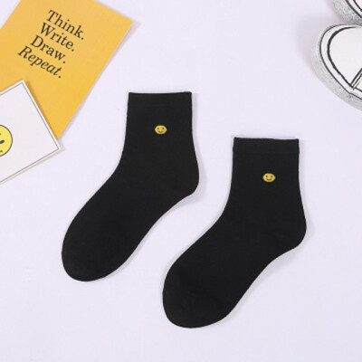 

2019 New arrivel Cartoon Funny Socks Women cute Smiling face Cotton Socks personality Fashion casual Short Sox female