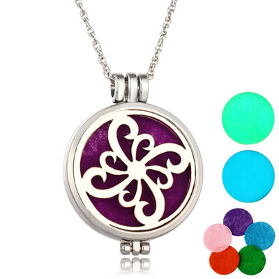 

Retro Hollow Aromatherapy Essential Oil Diffuser Perfume Locket Pendant Necklace
