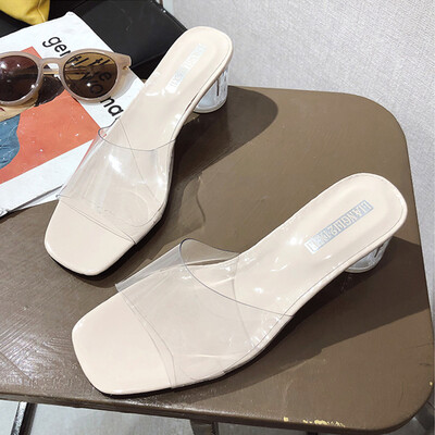 

European station womens shoes 2019 summer new thick heel crystal&transparent film word dew toe sandals&slippers high heel