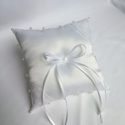 

Gobestart Wedding Ceremony Ring Bearer Pillow Cushion With Pearl Beaded Lace Silk 18x18cm