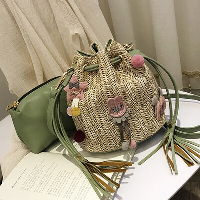 

2019 new straw bag slanted seaside vacation weaving bag beach bag small fresh bucket bag