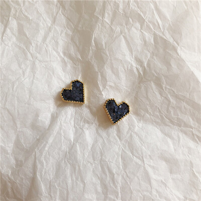 

2019 new summer brand design hand-made embossed love small earrings generous minimalist gift Korean earrings for women