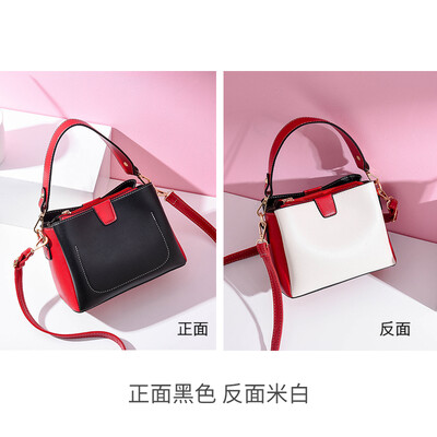 

On the new small bag womens fashion double bread simple bucket bag ins Super Fire Messenger bag handbag