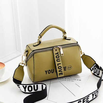 

Mini bag female Messenger bag summer new Korean version of the wild lock single shoulder bag temperament small square package tide