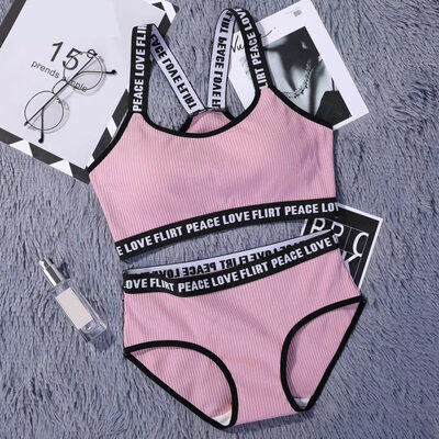 

Sexy Women Girls Bra Set Underpants Wide Shoulder Strap Wireless Underwear Women Bet Padded Sleepwear Sports Underwear Bra Brief