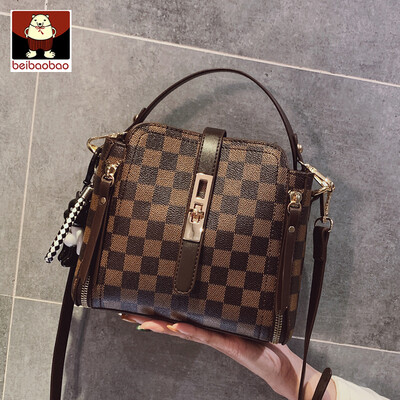 

Ins Super Fire Bag Female 2019 New Korean Joker Portable Bucket Bag Leisure Single Shoulder Messenger Bag