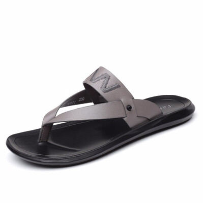 

2019 new summer mens shoes fashion casual sandals youth toe slippers flip flops flip flops