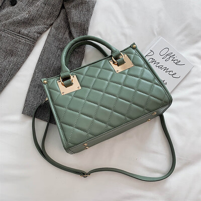 

Small bag female new Korean fashion wild shoulder bag Lingge portable Messenger bag tide
