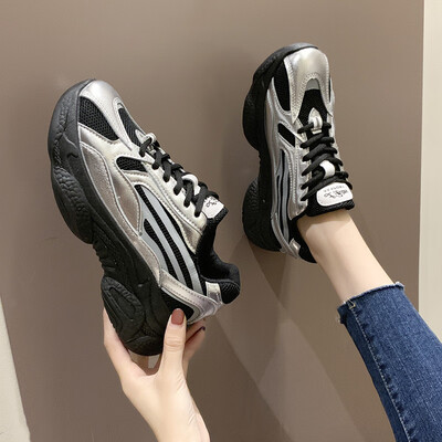 

Panda dad shoe girl ins tide autumn show foot small thick bottom raises student leisure sports shoe