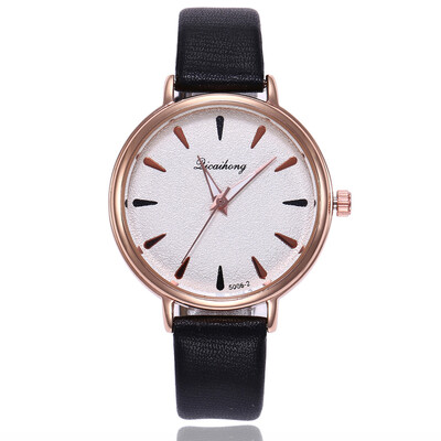 

Korean version of the creative scale simple fashion ladies quartz hand
