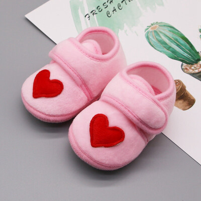 

Autumn Newborn Shoes Baby Boys Girls Anti-Slip Cute Heart Print Walking Shoes Toddler Soft Soled Sneakers Shoes for baby