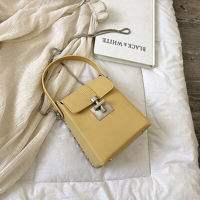 

Ins summer chain bag womens new 2019 Korean version of Joker small square bag fashion shoulder Messenger bag