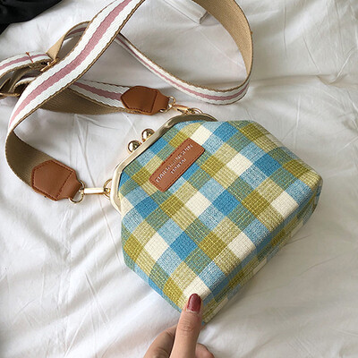 

Women 2019 spring&summer new small fresh Plaid bag temperament Plaid handbag English academic style