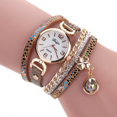

New womens watch four-leaf clover pendant bracelet quartz