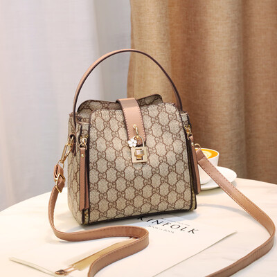

Xia Shang-xin lady bag with diagonal bag lady Xiaochao Korean version of simple 100 sets of fashionable printing Bucket Bag