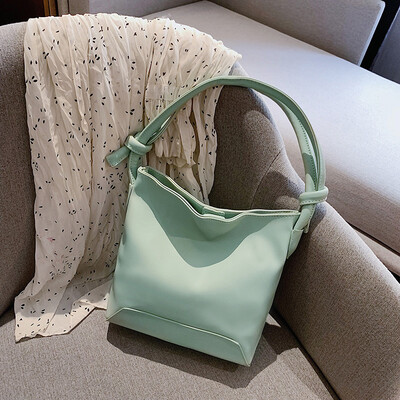 

2019 Korean version of the new large capacity leisure special bag students literature&art simple travel shopping single should