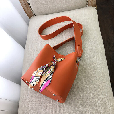 

Summer new ins super fire bucket bag female 2019 new Korean version of the wild single shoulder fashion silk scarf Messenger bag