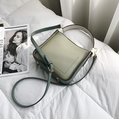 

Mori simple bag summer new 2019 Korean version of Joker bucket womens fashion hand bill of lading shoulder Messenger bag