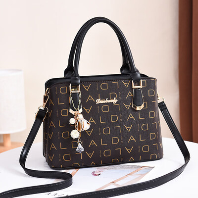 

Female bag 2019 new bag female elegant stereotypes sweet fashion handbags slung shoulder bag