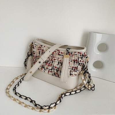 

Qiao Bani 2019 new South Korea ins fashion embroidery line hit color wandering bag multi-purpose shoulder diagonal cross-trend handbag