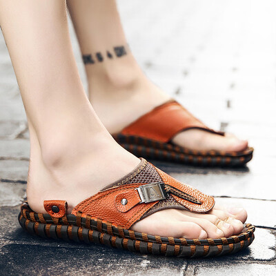

Slippers mens leather beach sandals 2019 spring&summer new trend Korean personality slip-proof outdoor flip-flops