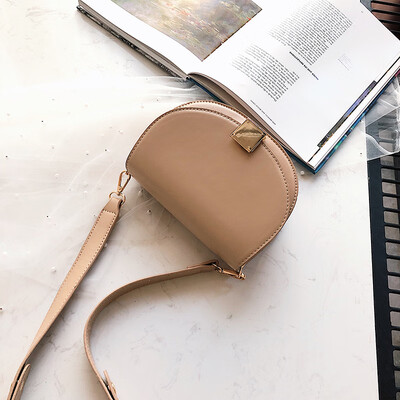 

Advanced sense bag foreign style simple texture handbag 2019 new Korean version of the wild single shoulder slung fashion saddle bag