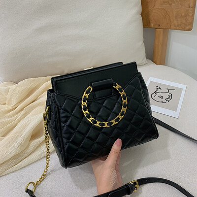 

Bag female new wild rhombic portable Messenger bag fashion chain large capacity bucket bag