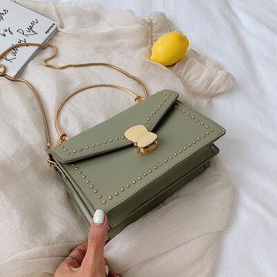 

In summer the new woman 2019 new style is popular in France the texture of the foreign hand-held womens bag is slanted&tren