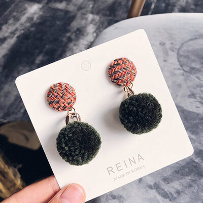 

EK334 New Fashion Hairy Ball Round Earrings Temperament Korea Simple Plaid Button Drop Earrings Cute Vintage Velvet Ear Jewelry