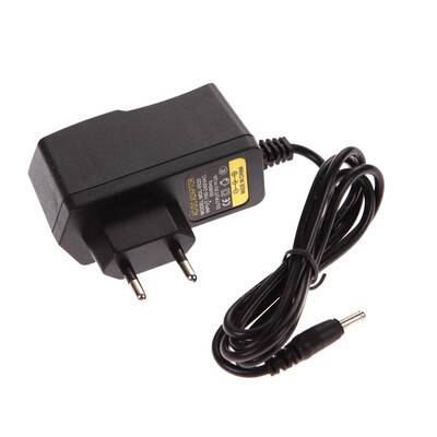 

AC 100-240V Converter Adapter DC 35 x 135MM 5V 2A 2000mA Charger EU Plug