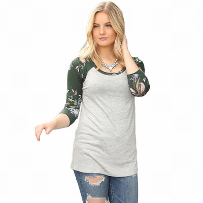 

Round neck horns seven-point sleeves retro printed casual straight top